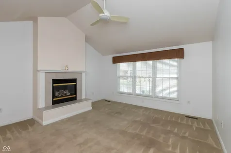 113 Commons Drive Seymour IN 47274