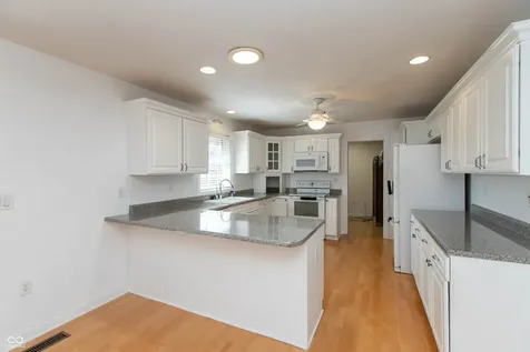 113 Commons Drive Seymour IN 47274