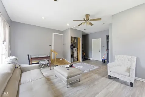 2610 Caroline Avenue Indianapolis IN 46218