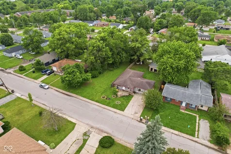 2610 Caroline Avenue Indianapolis IN 46218