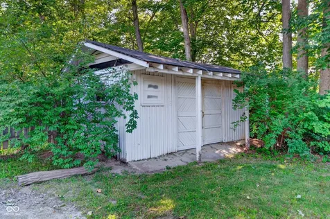 3815 E Hanna Avenue Indianapolis IN 46237