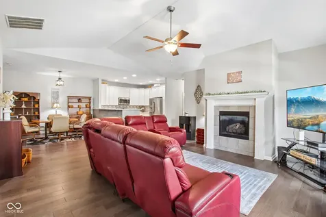 4328 Washington Boulevard Plainfield IN 46168