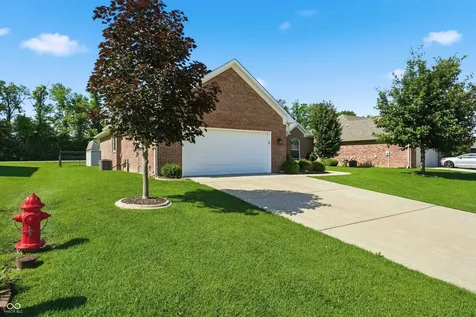 4945 E Daisy Lane Mooresville IN 46158