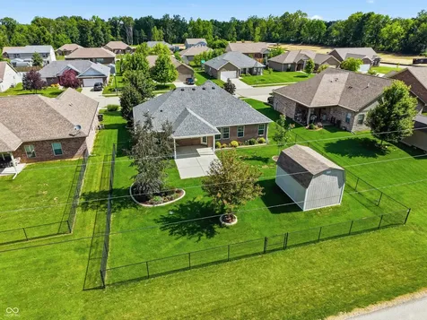 4945 E Daisy Lane Mooresville IN 46158