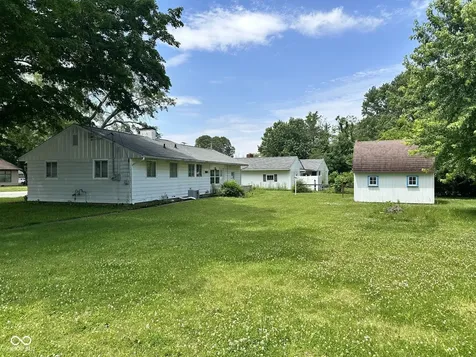 2 W Tilden Drive Brownsburg IN 46112