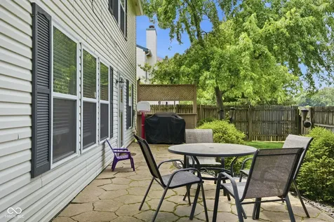 1726 Sonesta Way Indianapolis IN 46217