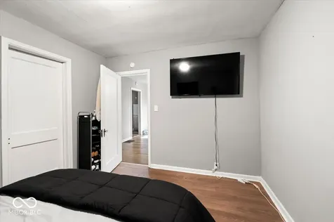 5118 Sandhurst Drive Indianapolis IN 46217