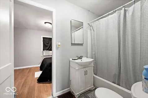 5118 Sandhurst Drive Indianapolis IN 46217