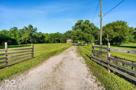 5118 Sandhurst Drive Indianapolis IN 46217