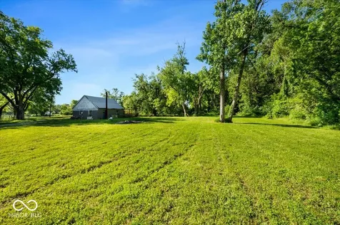 5118 Sandhurst Drive Indianapolis IN 46217