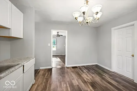 5118 Sandhurst Drive Indianapolis IN 46217