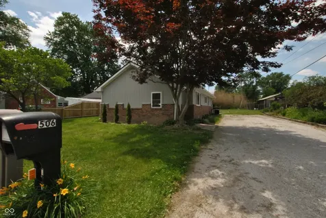 506 N Main Street Mooresville IN 46158