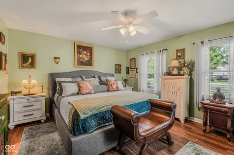1603 Mccullough Lane Columbus IN 47203