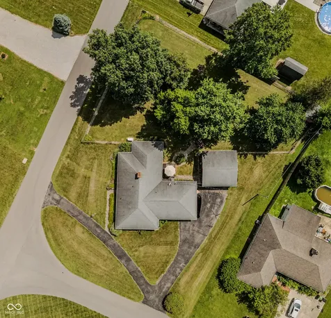 1603 Mccullough Lane Columbus IN 47203