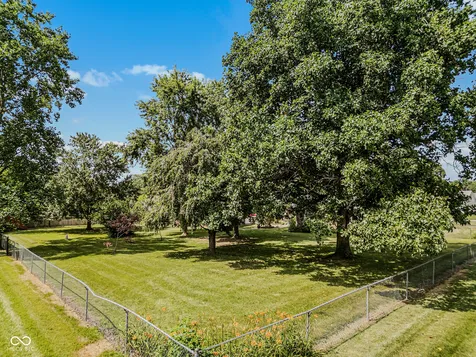 1603 Mccullough Lane Columbus IN 47203