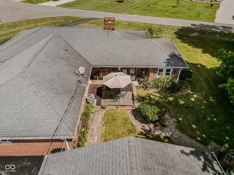 1603 Mccullough Lane Columbus IN 47203