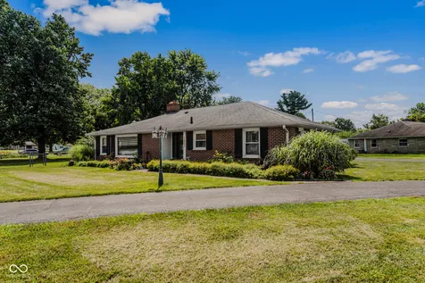 1603 Mccullough Lane Columbus IN 47203