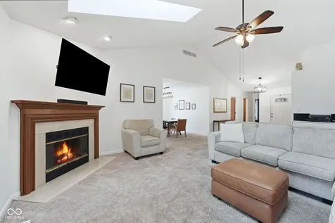 1106 Acadia Court Indianapolis IN 46217