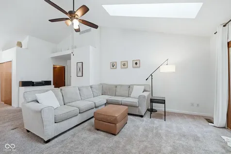 1106 Acadia Court Indianapolis IN 46217
