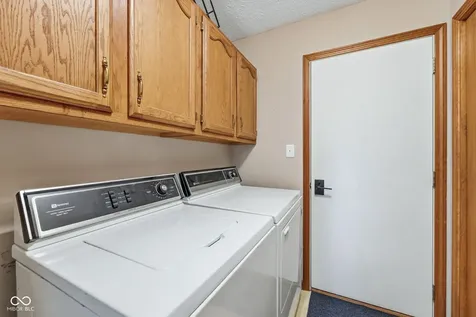 1106 Acadia Court Indianapolis IN 46217