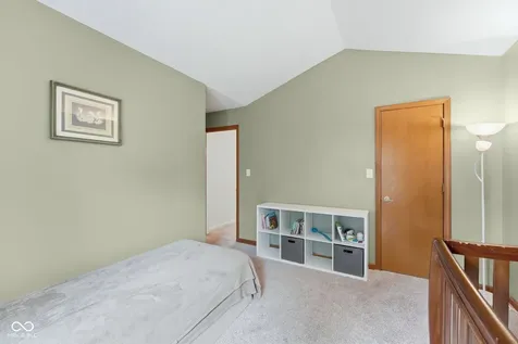 1106 Acadia Court Indianapolis IN 46217