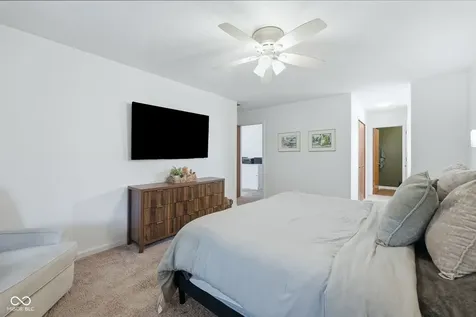 1106 Acadia Court Indianapolis IN 46217