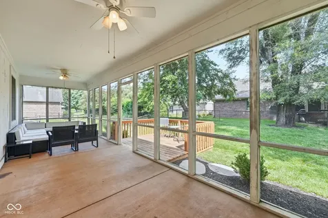1106 Acadia Court Indianapolis IN 46217