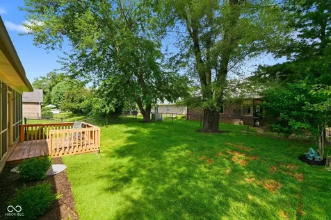 1106 Acadia Court Indianapolis IN 46217