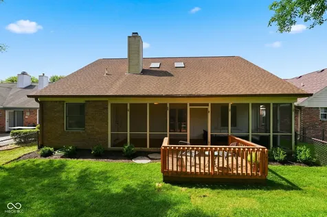 1106 Acadia Court Indianapolis IN 46217