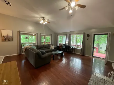 9300 E Brooks Lane Rockville IN 47872