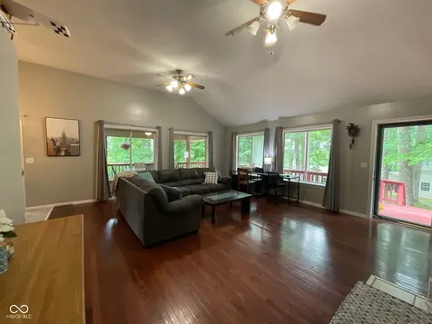 9300 E Brooks Lane Rockville IN 47872