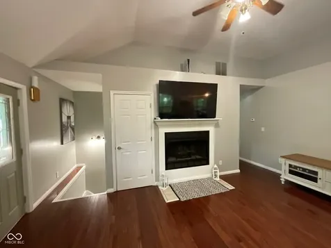 9300 E Brooks Lane Rockville IN 47872