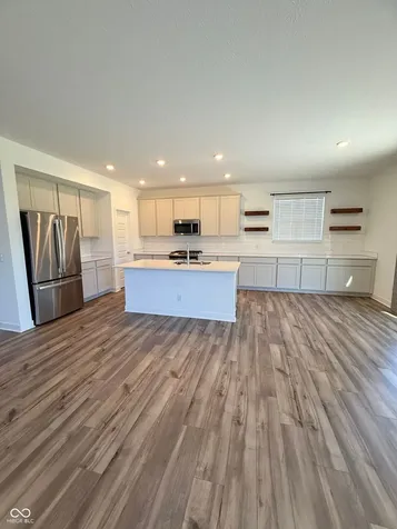 1046 Elmwood Lane Greenwood IN 46143