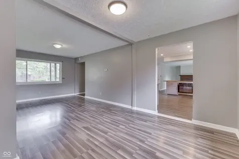 7423 Snowflake Drive Indianapolis IN 46227