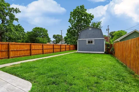 1031 N Tacoma Avenue Indianapolis IN 46201