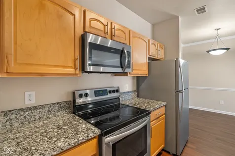 12863 Tradd Street Carmel IN 46032