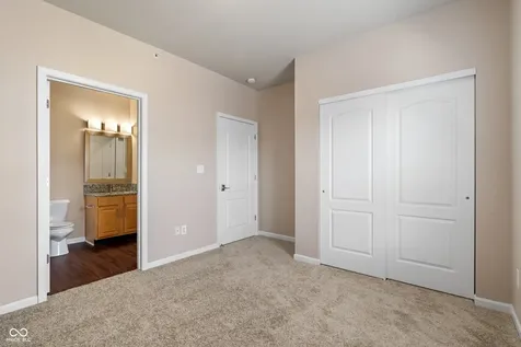 12863 Tradd Street Carmel IN 46032