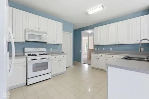 12670 E 131st Street Fishers IN 46037