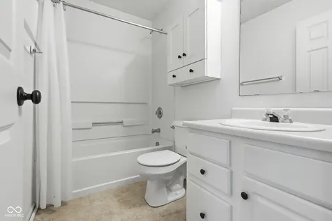 12670 E 131st Street Fishers IN 46037