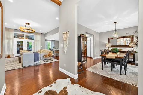 1714 Deer Creek Way Columbus IN 47201