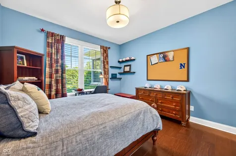 1714 Deer Creek Way Columbus IN 47201