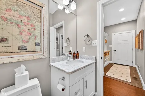 1714 Deer Creek Way Columbus IN 47201