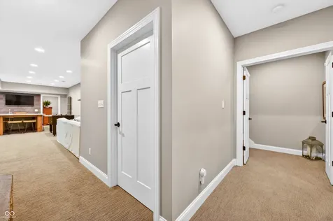 1714 Deer Creek Way Columbus IN 47201