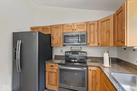 1630 N 400 W Bargersville IN 46106