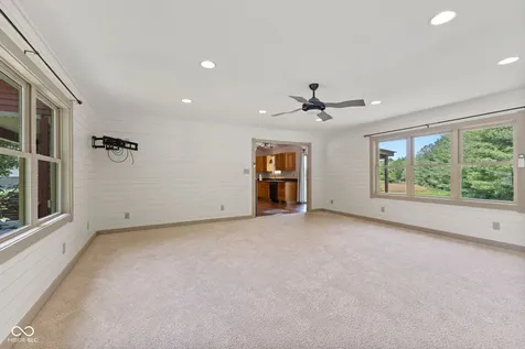 1630 N 400 W Bargersville IN 46106