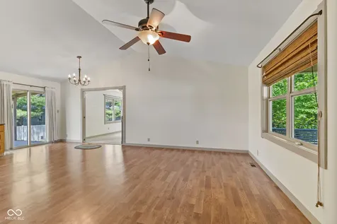 1630 N 400 W Bargersville IN 46106