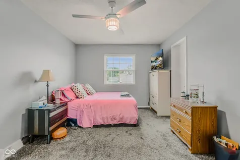 2090 Thriving Drive Columbus IN 47201
