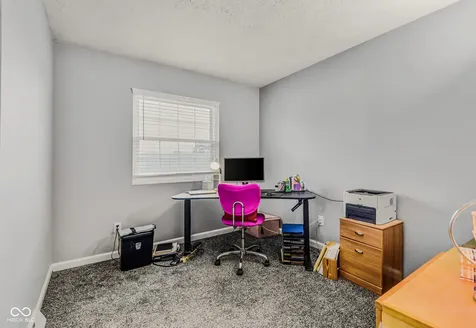 2090 Thriving Drive Columbus IN 47201