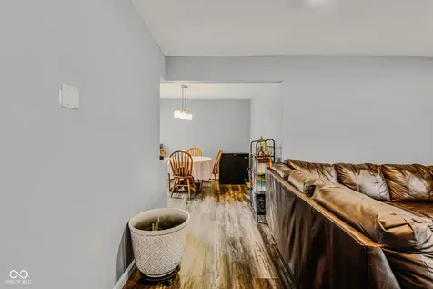 2090 Thriving Drive Columbus IN 47201