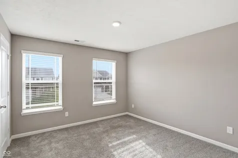 181 Thorpe Drive Whiteland IN 46184